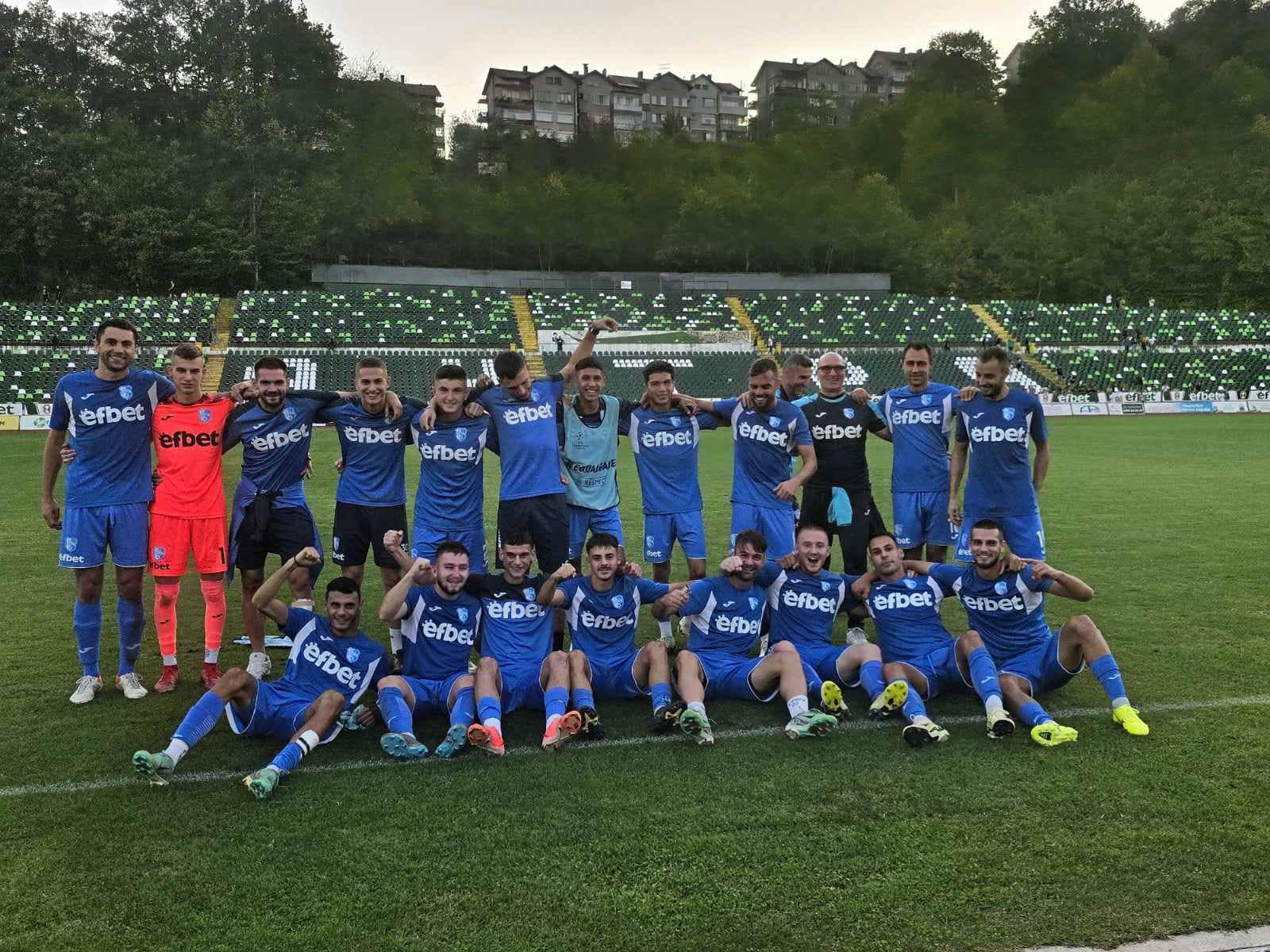 Спартак Плевен с множество кадрови проблеми