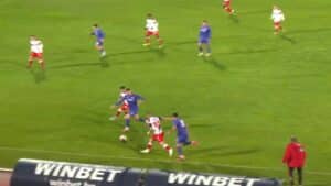 Марек с тежка загуба в Търново, спорни положения за дузпа белязаха срещата