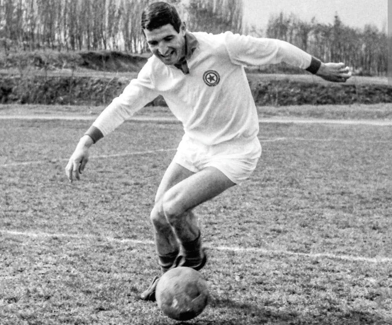 Почина една от най-големите легенди на българския футбол