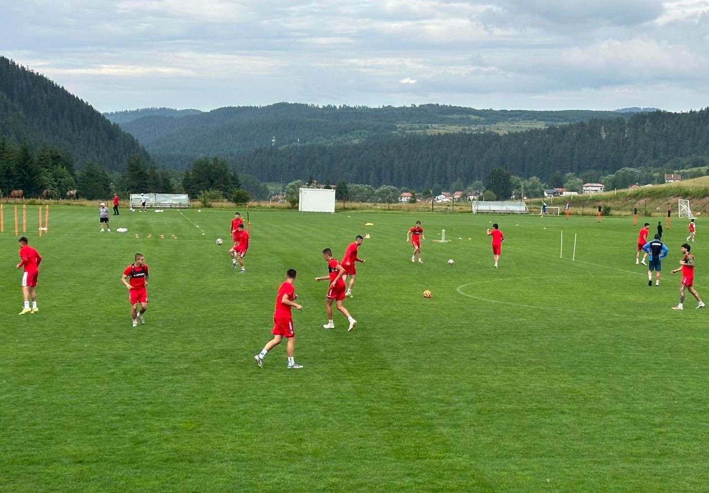 Марек тренира в Говедарци преди контролата с ЦСКА