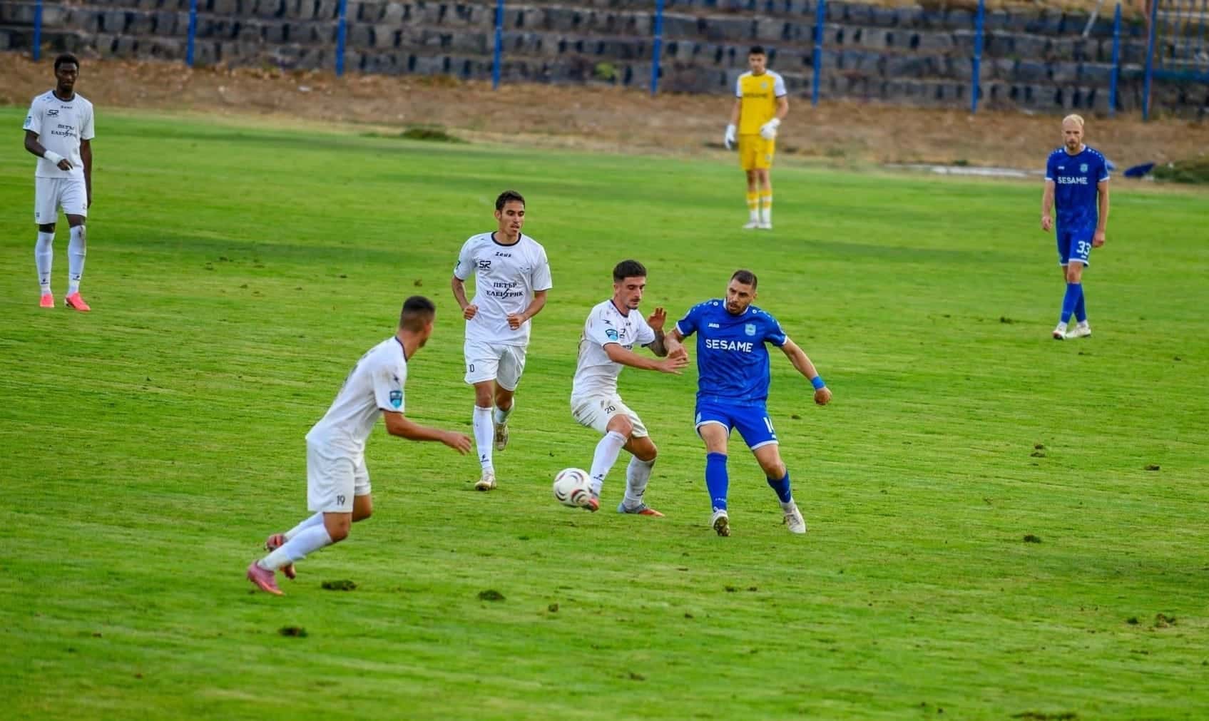 Спортист (Своге) и Локомотив (Горна Оряховица) завършиха наравно